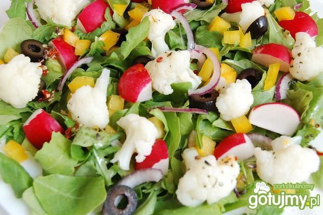 Sałatka z rukoli i kalafiora Sałatka z rukoli i kalafiora