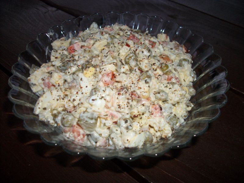 Sałatka z ryżem i grzybami 