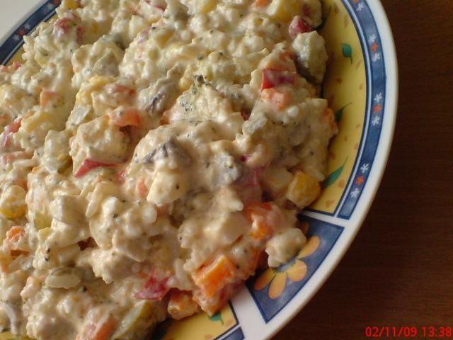 Sałatka z ryżem i kurczakiem