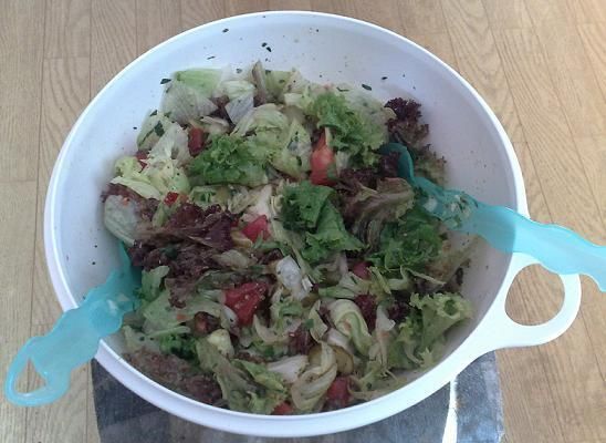 Sałatka z sałaty lodowej Sałatka z sałaty lodowej