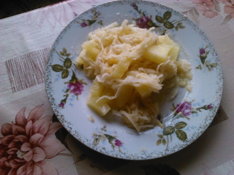 Sałatka z selera na słodko