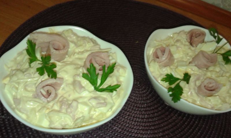 Sałatka z selerem konserwowym Sałatka z selerem konserwowym