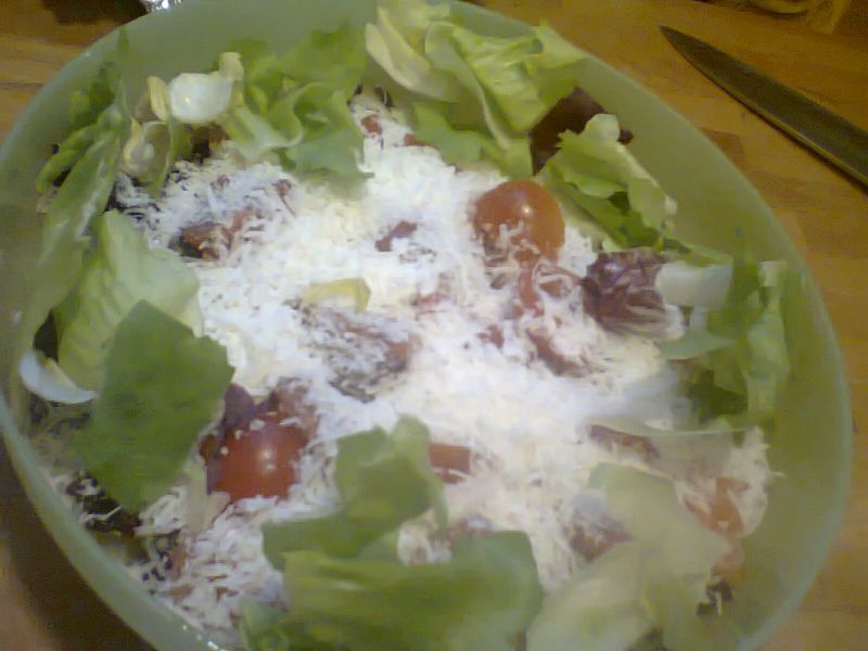 Sałatka z serem Grano Padana 