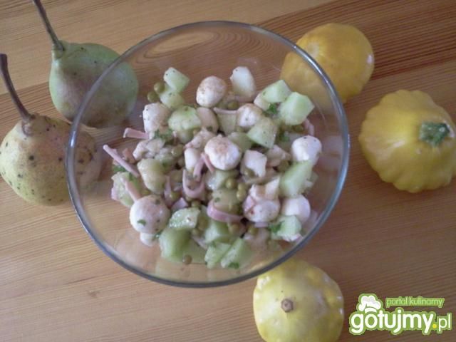 Sałatka z serem mozzarella i melonem