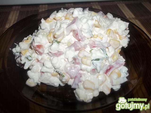 Sałatka z serka wiejskiego Sałatka z serka wiejskiego