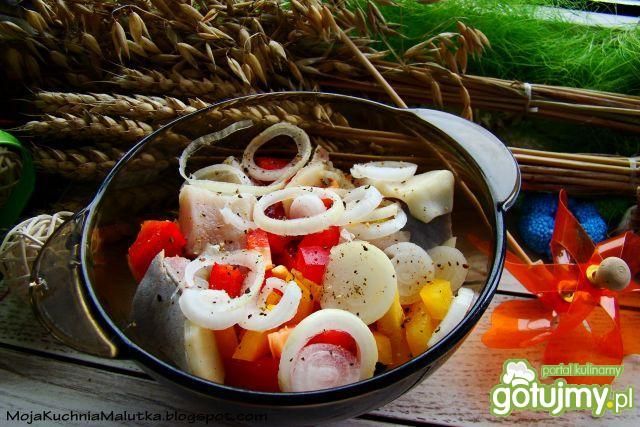 Sałatka z śledzia solonego