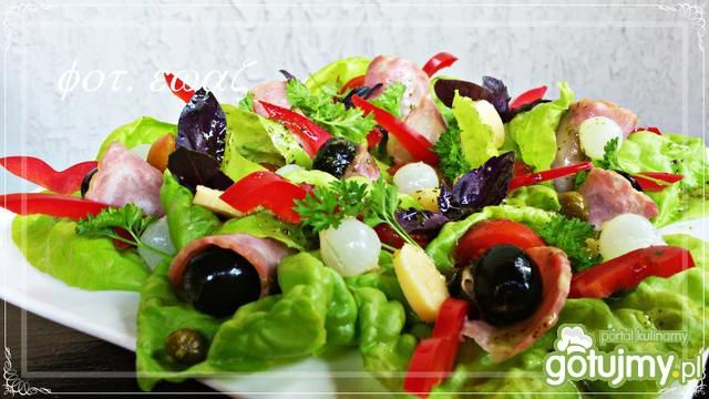 Sałatka z sosem francuskim Sałatka z sosem francuskim