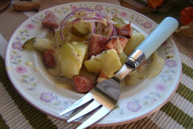 Sałatka z sosem tymiankowym 