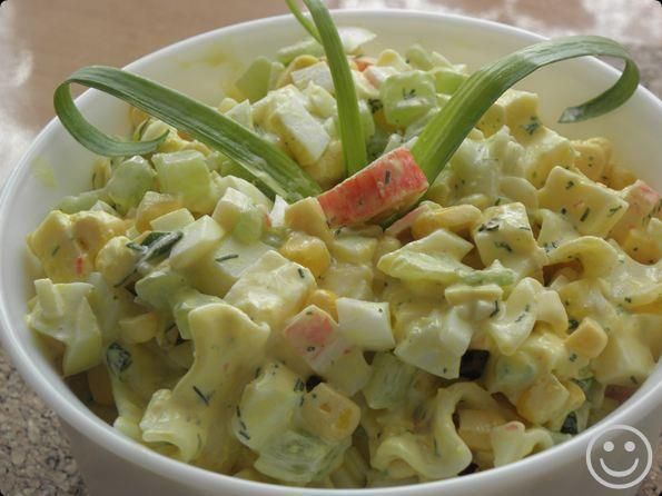 Sałatka z surimi. Sałatka z surimi.