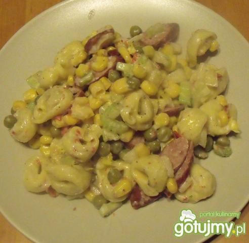 Sałatka z tortelini Sałatka z tortelini