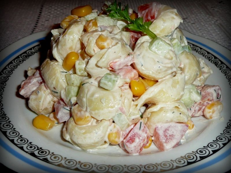 Sałatka z tortellini Sałatka z tortellini