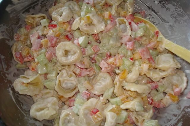 Sałatka z tortellini