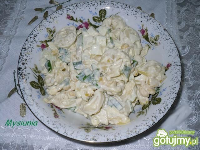 Sałatka z tortellini  Sałatka z tortellini