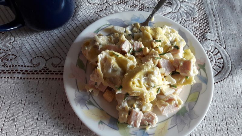 Sałatka z tortellini Sałatka z tortellini