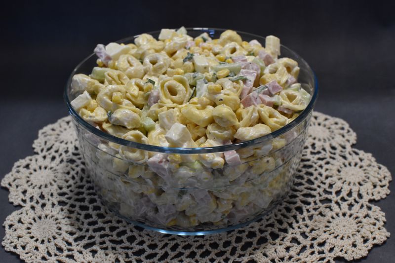 Sałatka z tortellini Sałatka z tortellini