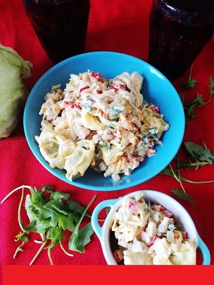 Sałatka z tortellini i kurczakiem  Sałatka z tortellini i kurczakiem