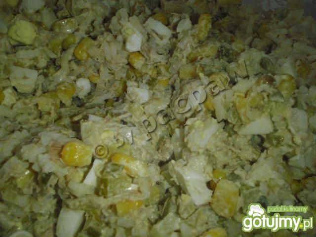 Sałatka z tuńczyki z ryżem