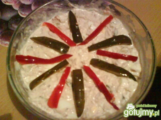 Sałatka z tuńczykiem Sałatka z tuńczykiem