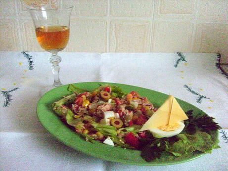 Sałatka z tuńczykiem