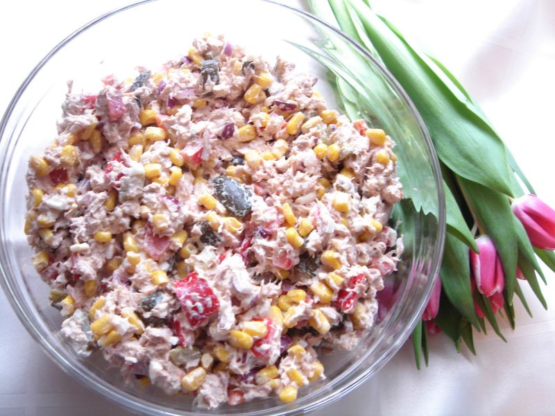 Sałatka z tuńczykiem