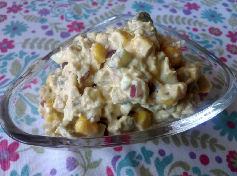 Sałatka z tuńczykiem Sałatka z tuńczykiem