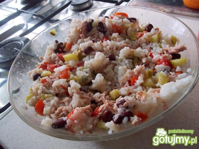 Sałatka z tuńczykiem 9
