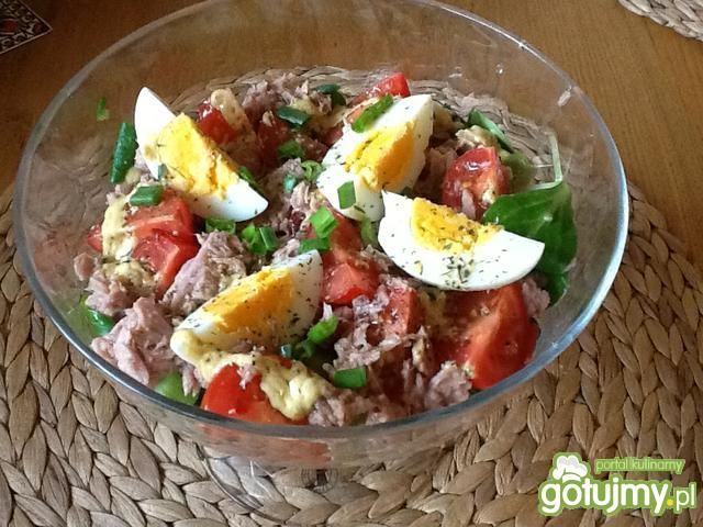 Sałatka z tuńczykiem i roszponką