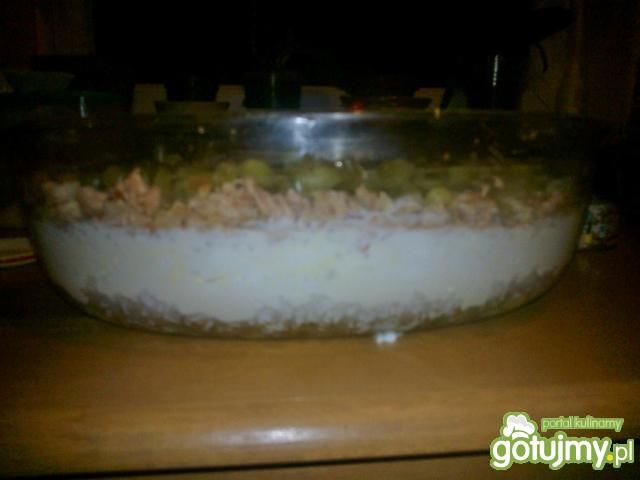 Sałatka z tuńczykiem i ryżem 4