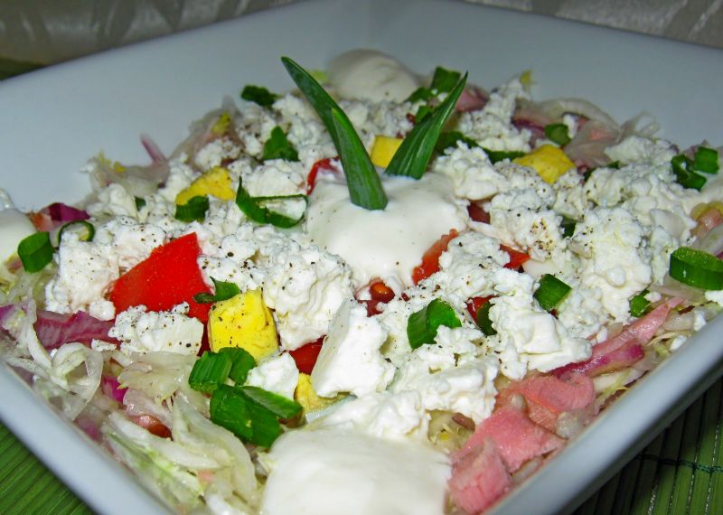 Sałatka z twarożkiem Sałatka z twarożkiem