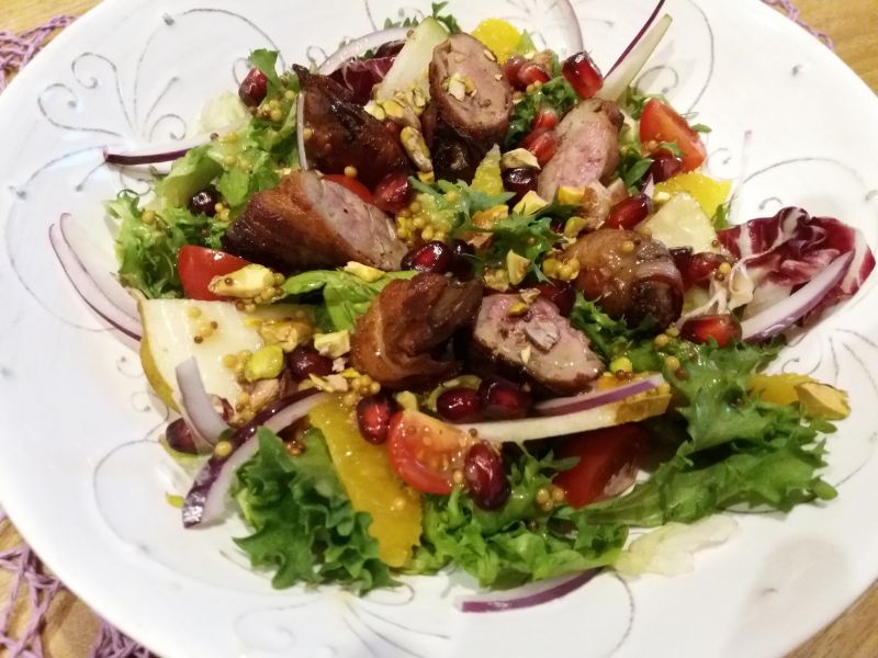 Sałatka z wątróbką w boczku Sałatka z wątróbką w boczku