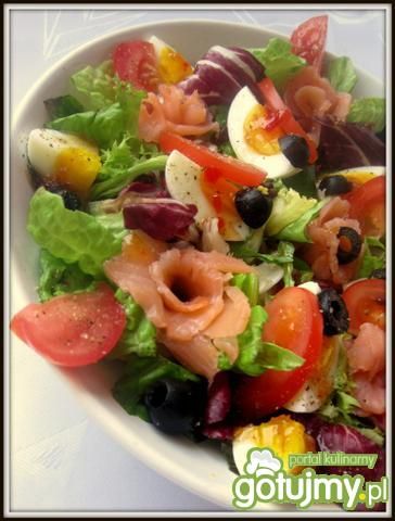 Sałatka z wędzonym łososiem wg Joli