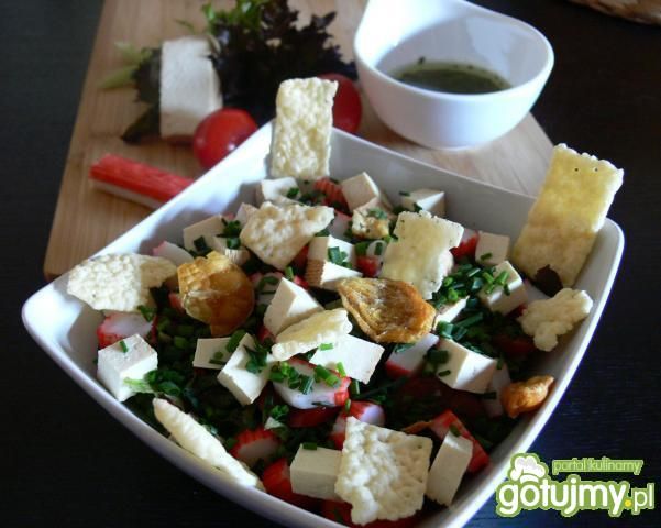 Sałatka z wędzonym tofu