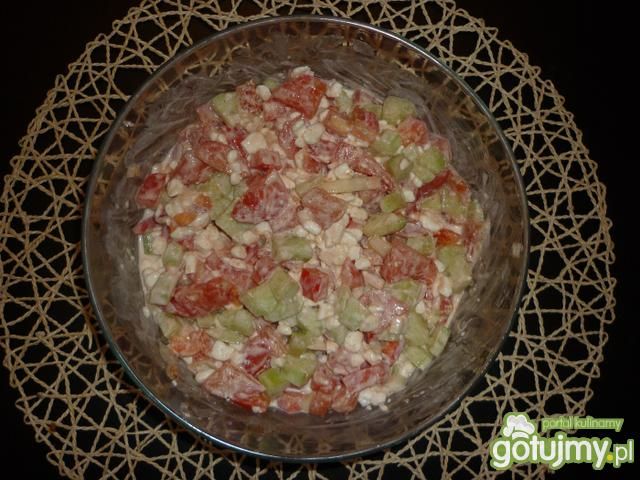 Sałatka z ziarnistym serkiem  Sałatka z ziarnistym serkiem