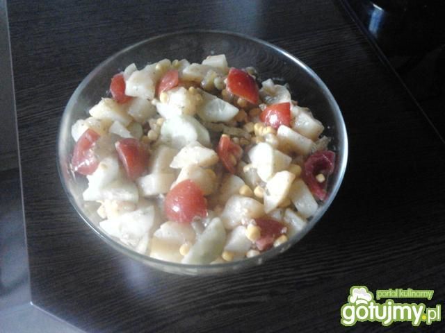 Sałatka z ziemniakami Sałatka z ziemniakami