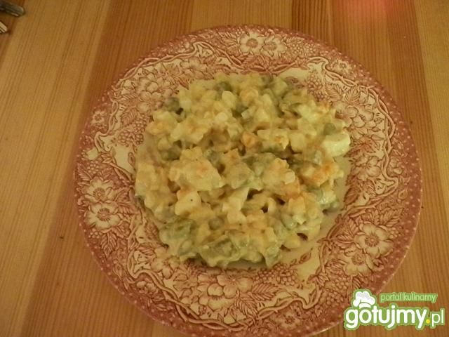 Sałatka z ziemniakami wg nieuchwytna Sałatka z ziemniakami wg nieuchwytna