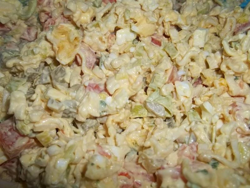 Sałatka z zupek amino