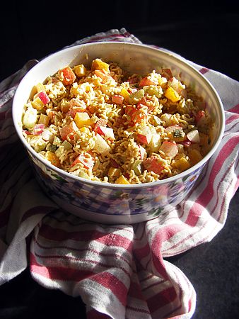 Sałatka z zupek chińskich 