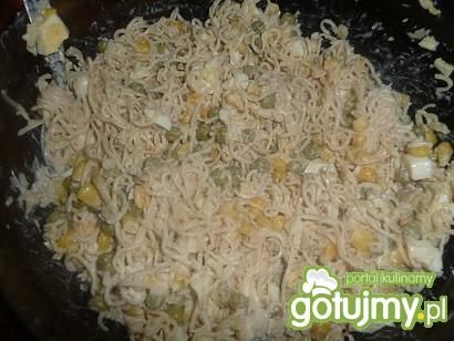 sałatka z zupek chińskich sałatka z zupek chińskich