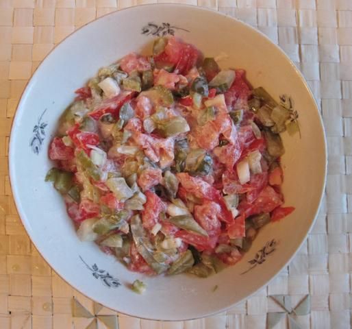 Sałatka zabojcza (pomidorowo-ogórkowa)