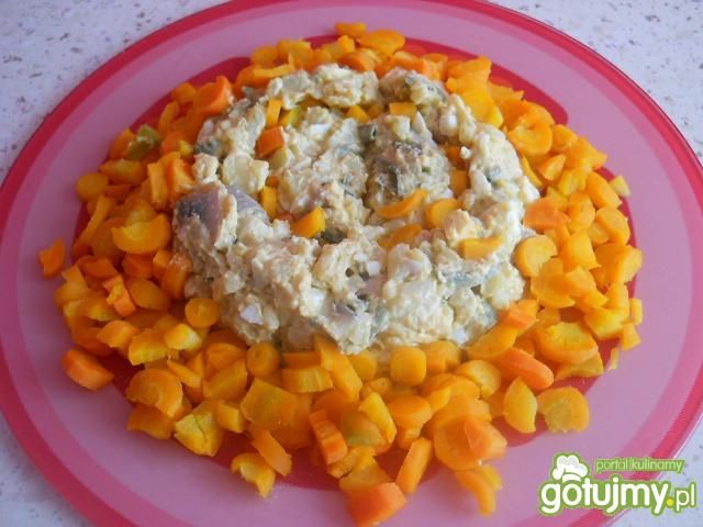 Sałatka ze śledziem