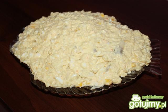 Sałatka ze śledziem marynowanym