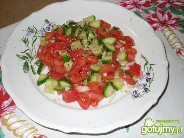 Sałatka ze świeżych warzyw