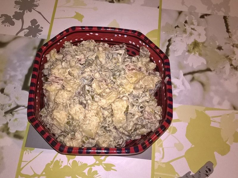 Sałatka ziemniaczana z kabanosem