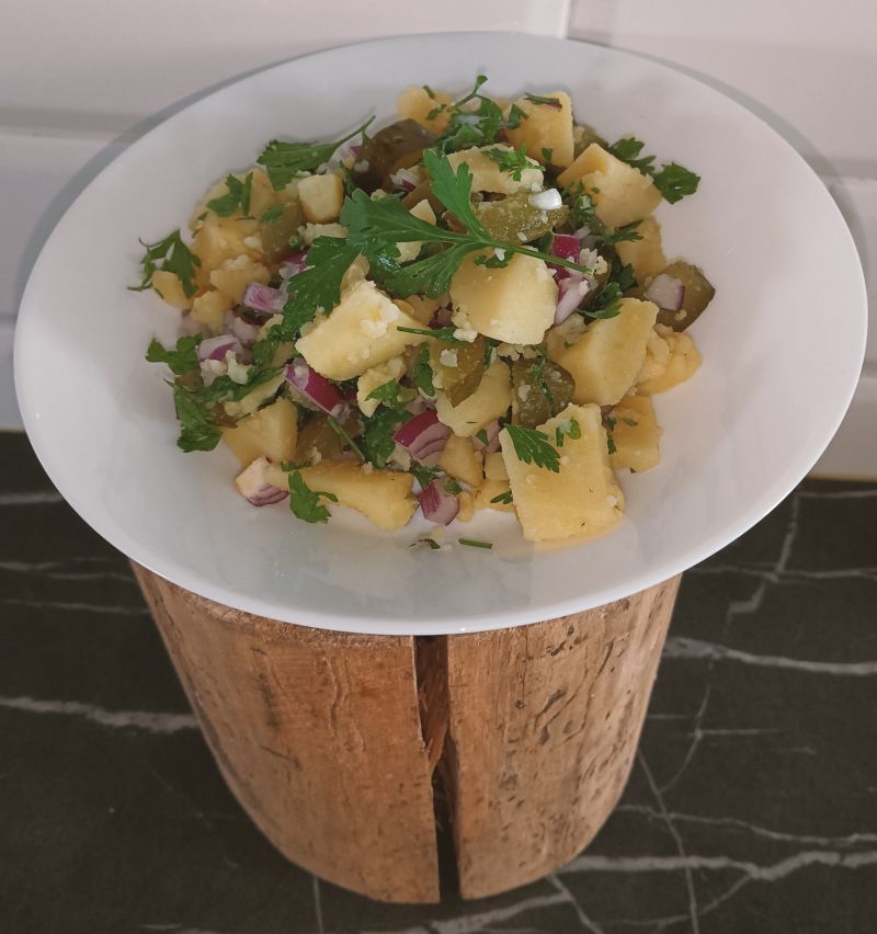 Sałatka ziemniaczana z kiszonym bez majonezu