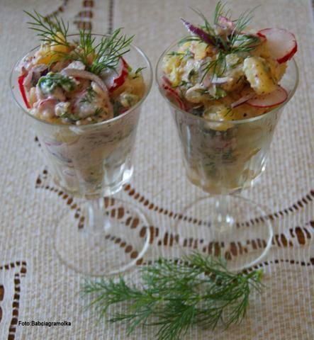 Sałatka ziemniaczana z rzodkiewką :