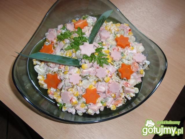 Sałtka   z kukurydzą i szynką Sałtka   z kukurydzą i szynką