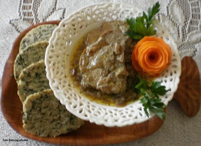 Schab duszony w czubricy: Schab duszony w czubricy: