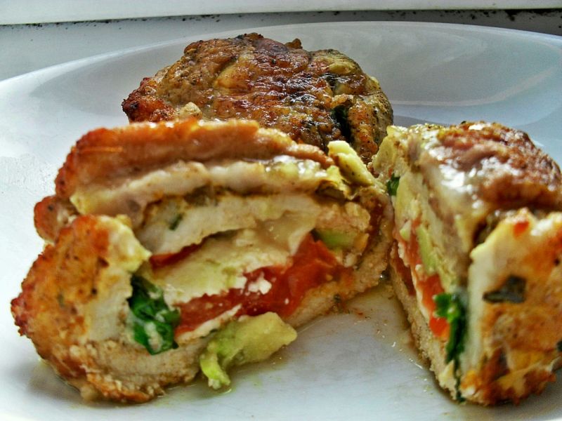 Schab faszerowany pieczonymi pomidorami Schab faszerowany pieczonymi pomidorami