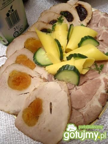 Schab faszerowany suszonymi owocami