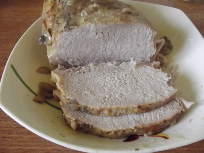 Schab pieczony w sosie pieczarkowym Schab pieczony w sosie pieczarkowym